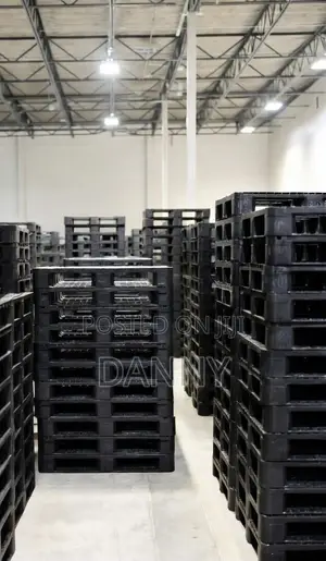 Wooden Pallets, Plastic Pallets