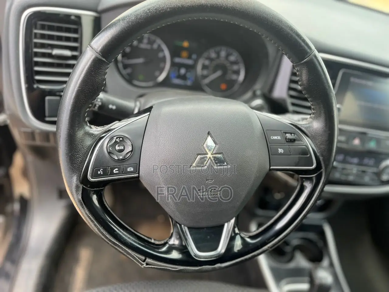 Mitsubishi Outlander SE FWD 2019 Brown