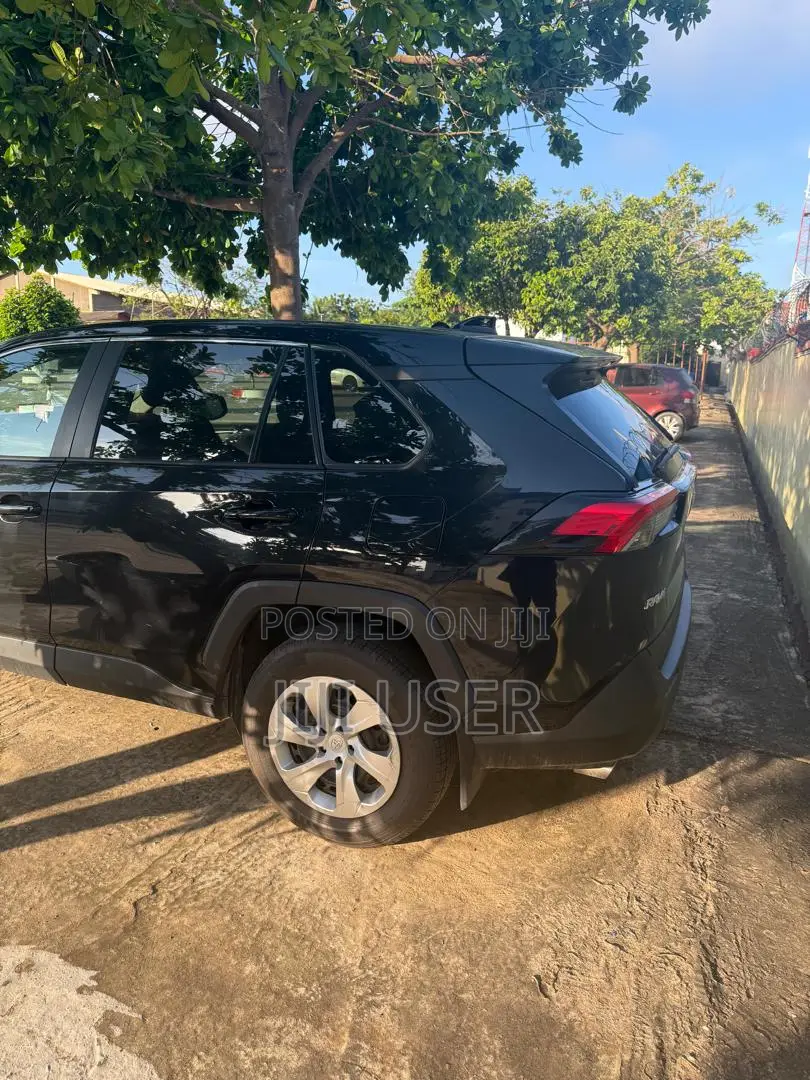 Toyota RAV4 LE AWD 2023 Black