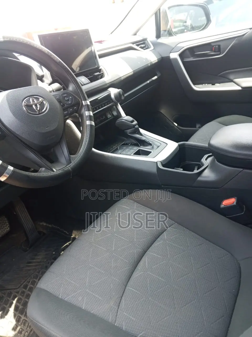 Toyota RAV4 LE AWD 2023 Black