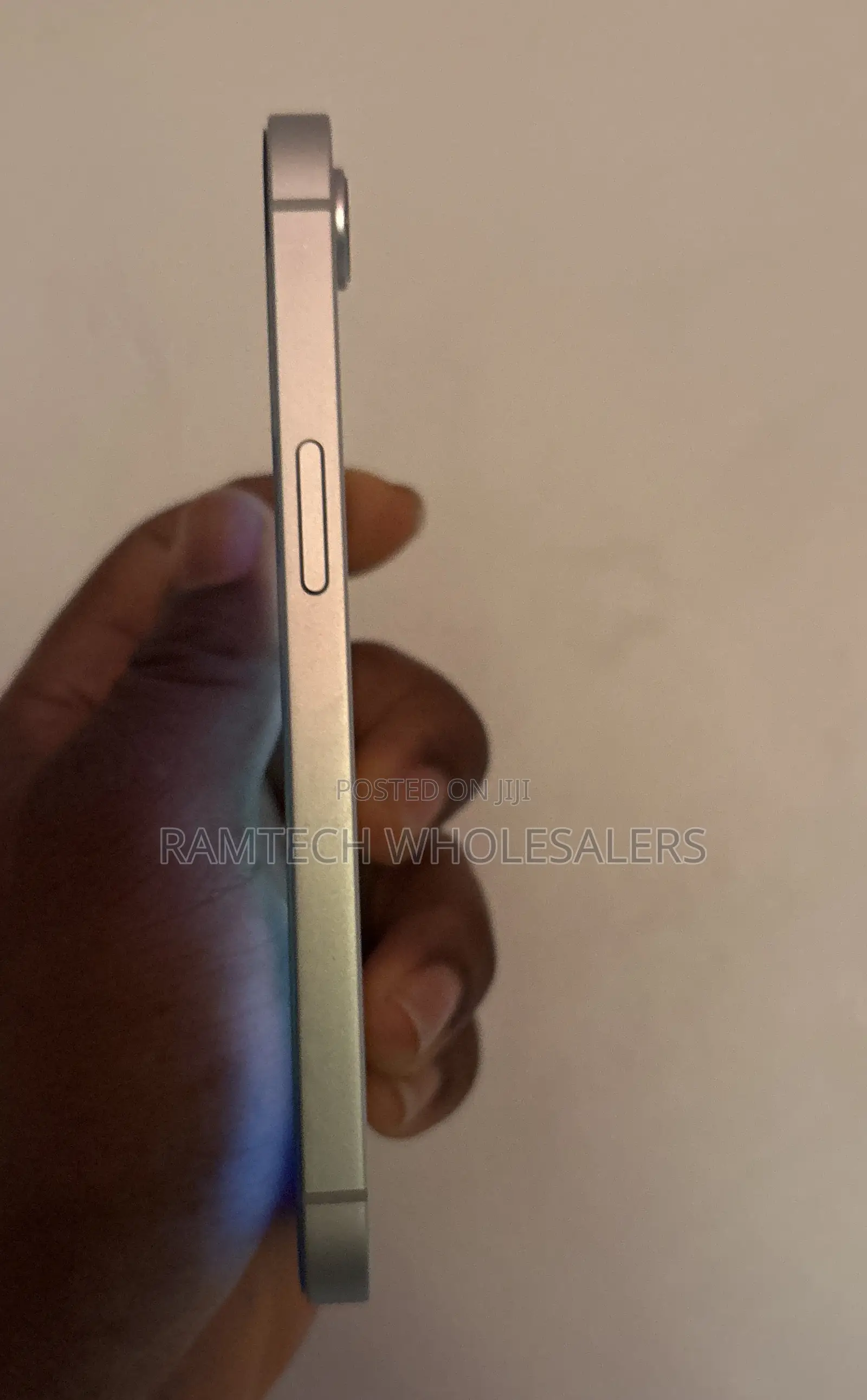 Apple iPhone 16e 128 GB White