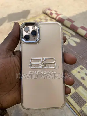 Apple iPhone 11 Pro Max 64 GB Gold