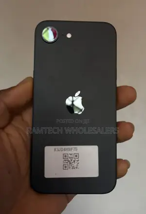 Apple iPhone 16e 128 GB Black