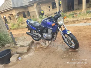 Honda CB 2012 Blue