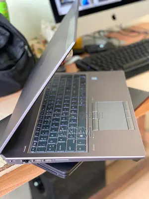 Laptop HP ZBook 15 32GB Intel Core i7 HDD+SSD 512GB