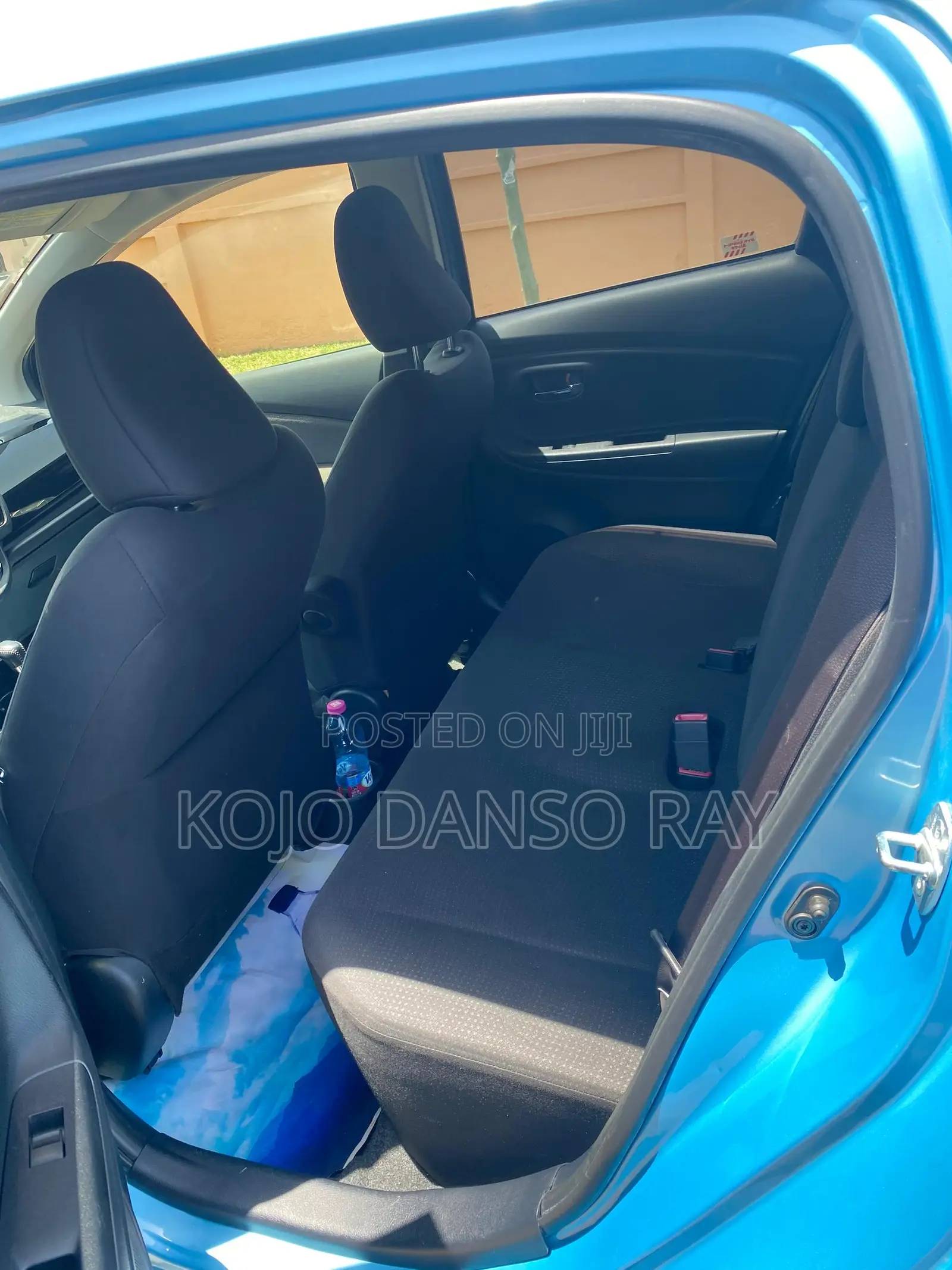 Toyota Vitz 1.3 FWD 5dr 2015 Blue