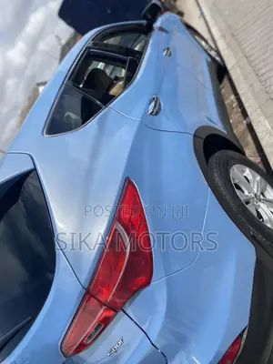Hyundai Santa Fe 2010 Blue
