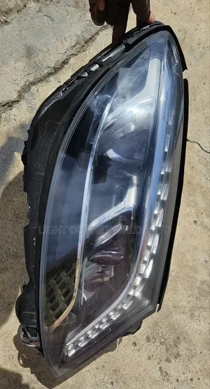 Mercedes Benz Headlight 2014 W222 Right Side