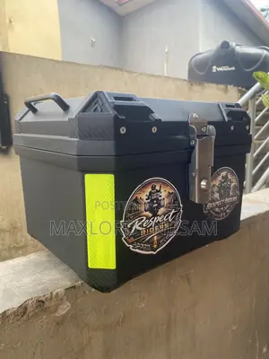 Motorcycle Pannier/Luggage Box