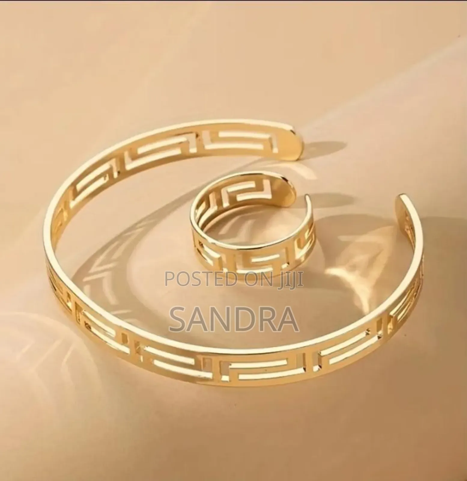 Fine Bangle Ring Set