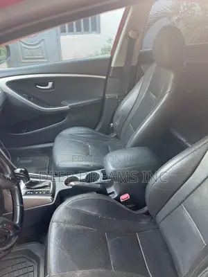 Hyundai Elantra 2014 Red