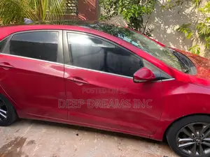 Hyundai Elantra 2014 Red