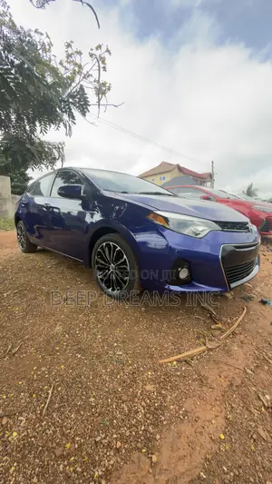 Toyota Corolla 2016 Blue