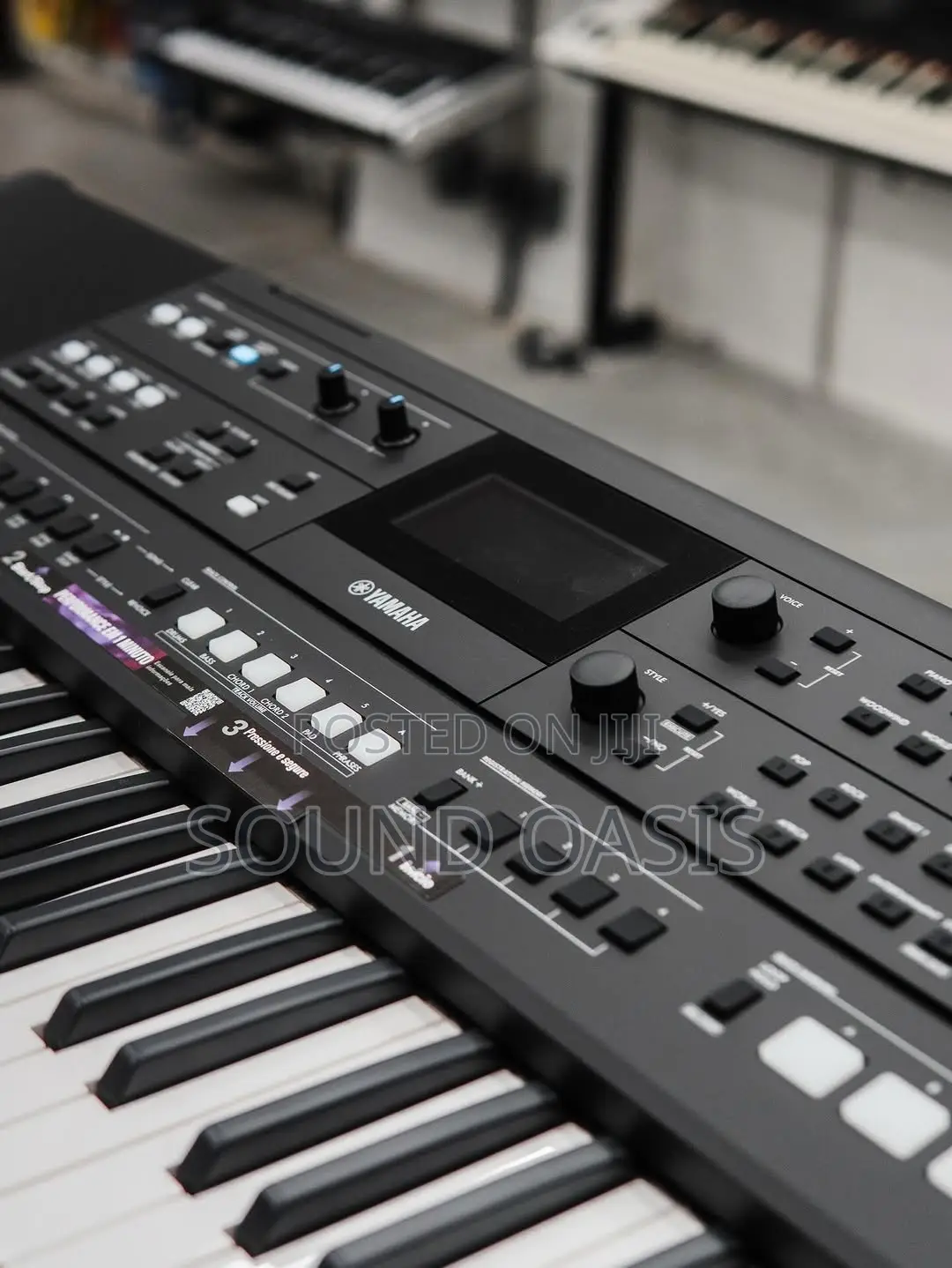 ! Yamaha PSR-E483, a 61-Key Portable Keyboard !