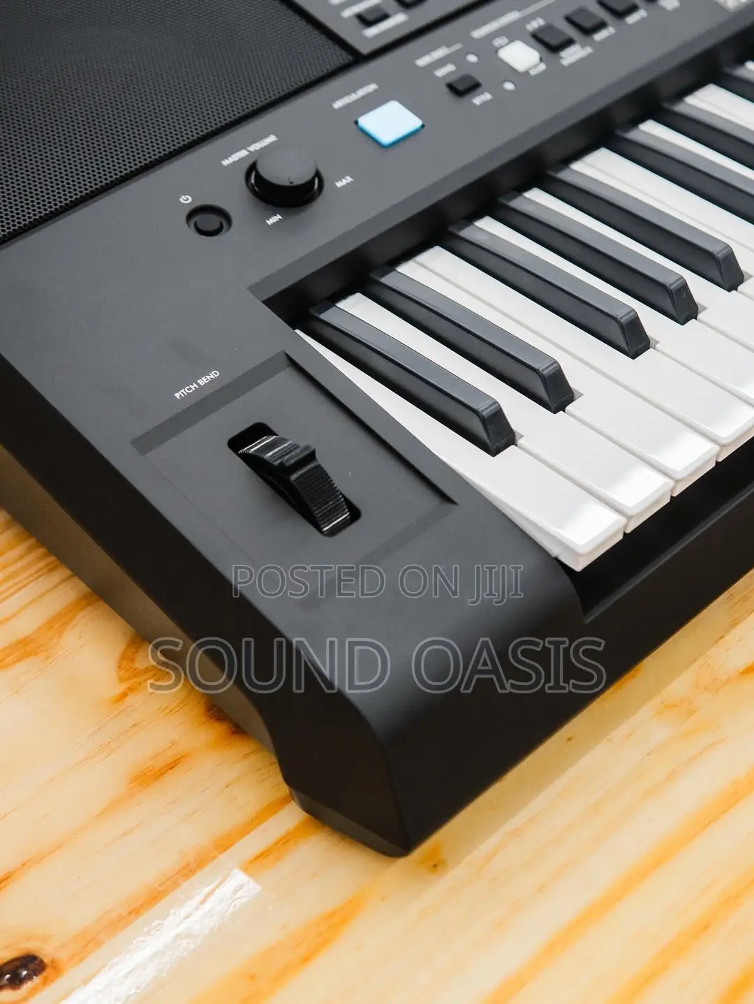 ! Yamaha PSR-E483, a 61-Key Portable Keyboard !