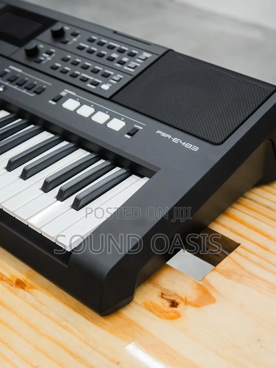 ! Yamaha PSR-E483, a 61-Key Portable Keyboard !