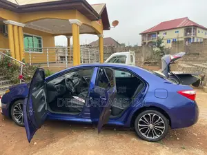 Toyota Corolla 2016 Blue