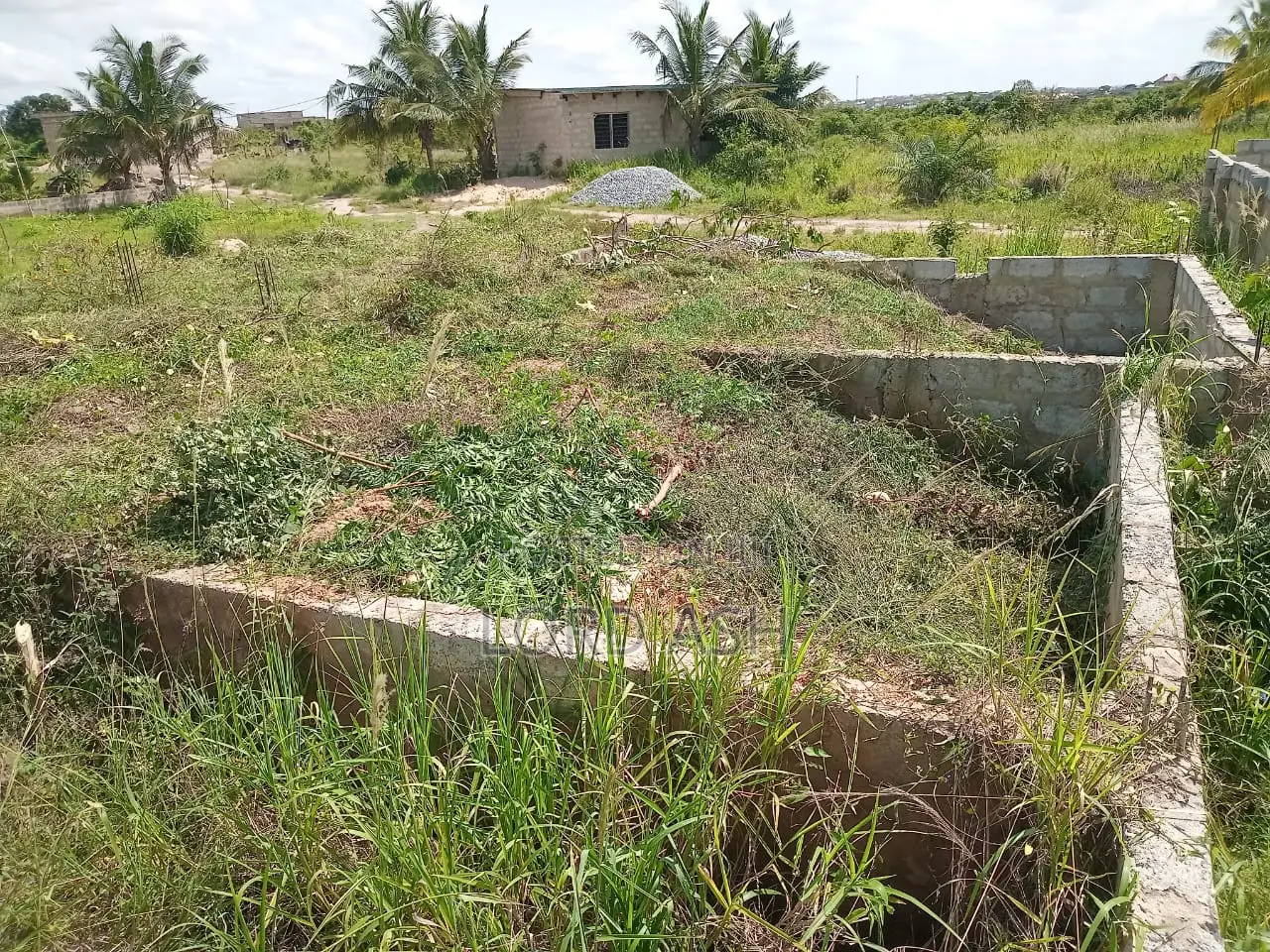 1 Plot of Land for Sale at Kasoa, Gomoa Fetteh With 4 BRM Footings