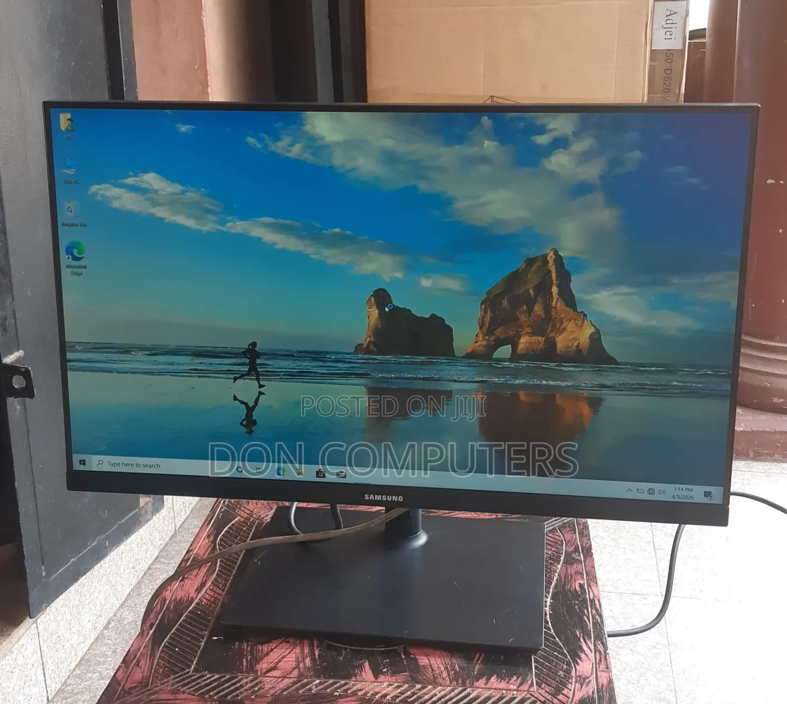 Samsung 27 Inches PLS WQHD Edgeless Monitor
