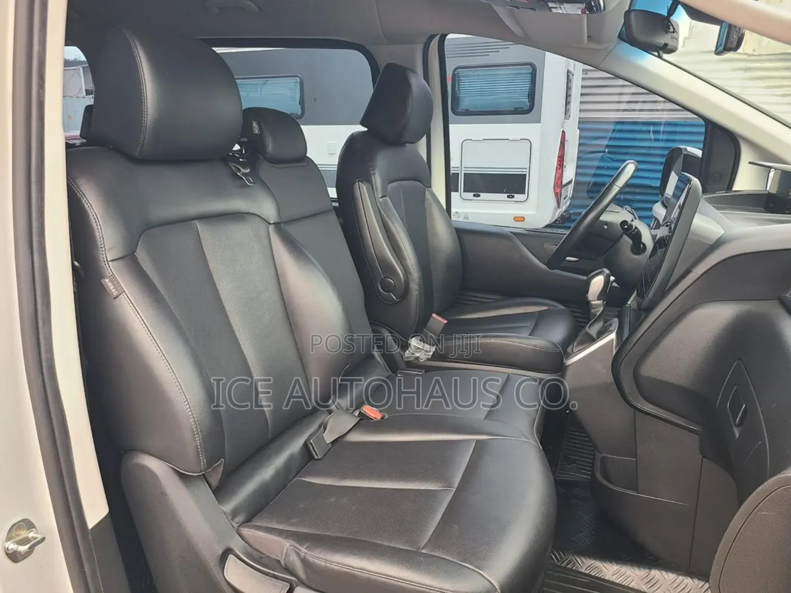 Hyundai Staria 2023 White