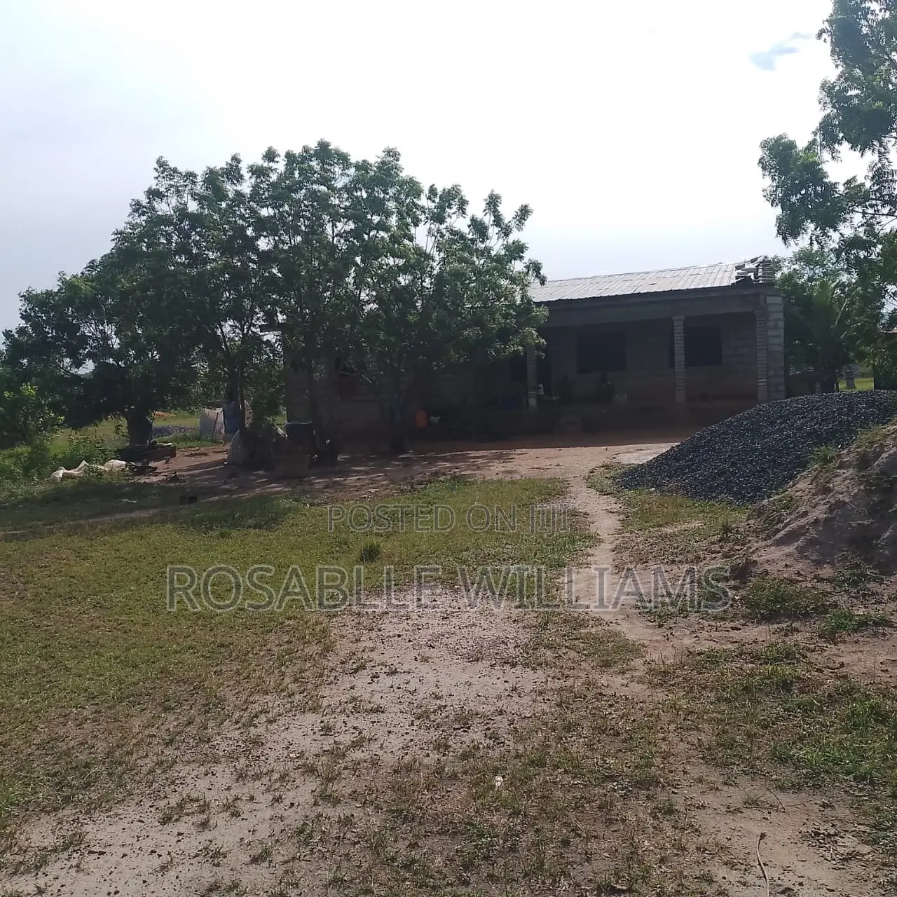 3bdrm House in Afienya for sale
