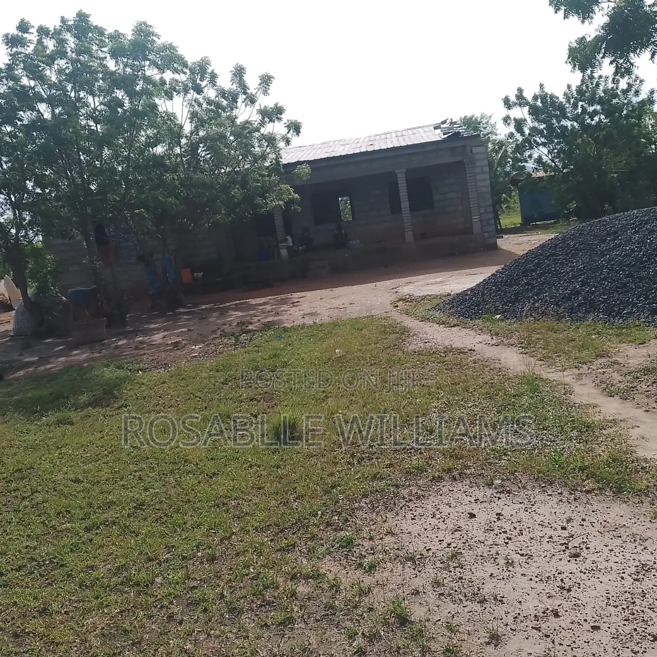 3bdrm House in Afienya for sale