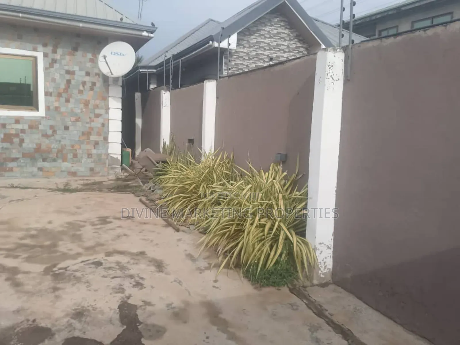 3bdrm House in Fanmilk, Opeikuma for sale
