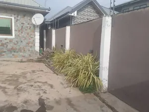 3bdrm House in Fanmilk, Opeikuma for sale