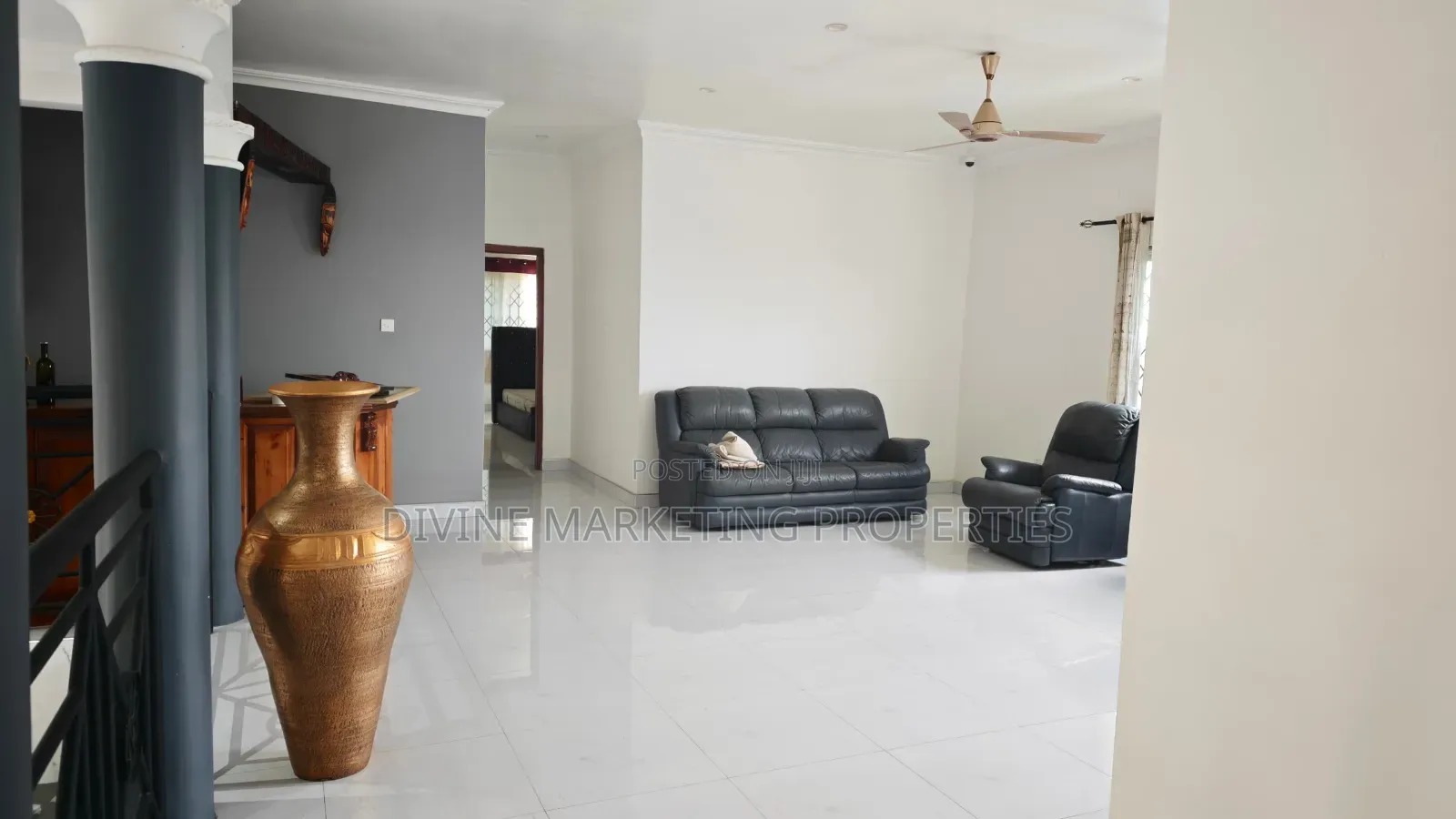 5bdrm House in Rita Marley Area, Aburi for sale