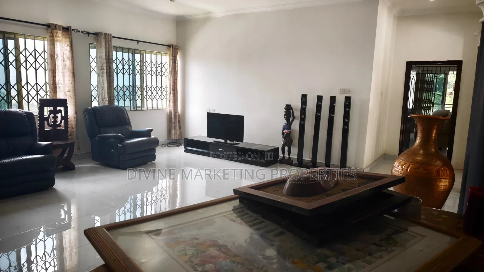5bdrm House in Rita Marley Area, Aburi for sale