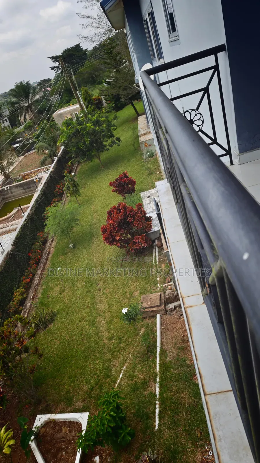 5bdrm House in Rita Marley Area, Aburi for sale