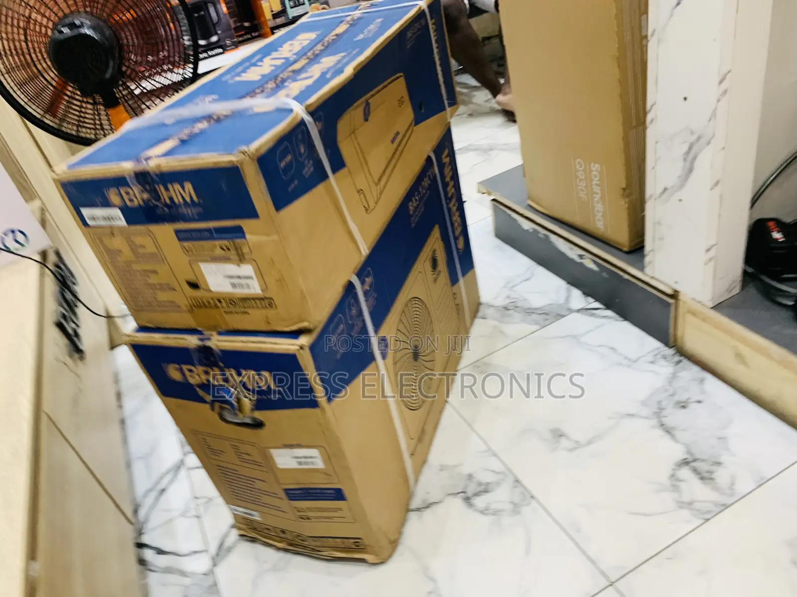 Fantastic Sleek Air Conditioner Bruhm Split R410 Gas 1.5hp