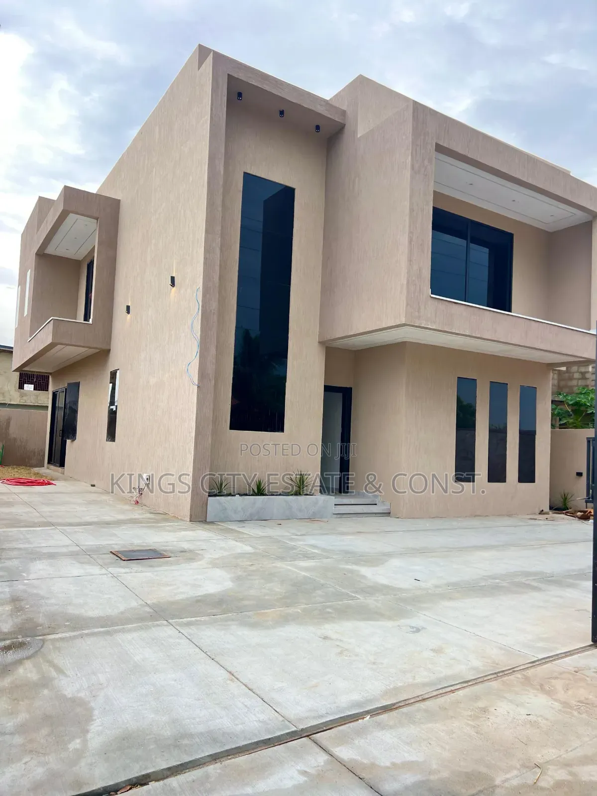 4bdrm House in Odumasi Estate, Pokuase for sale
