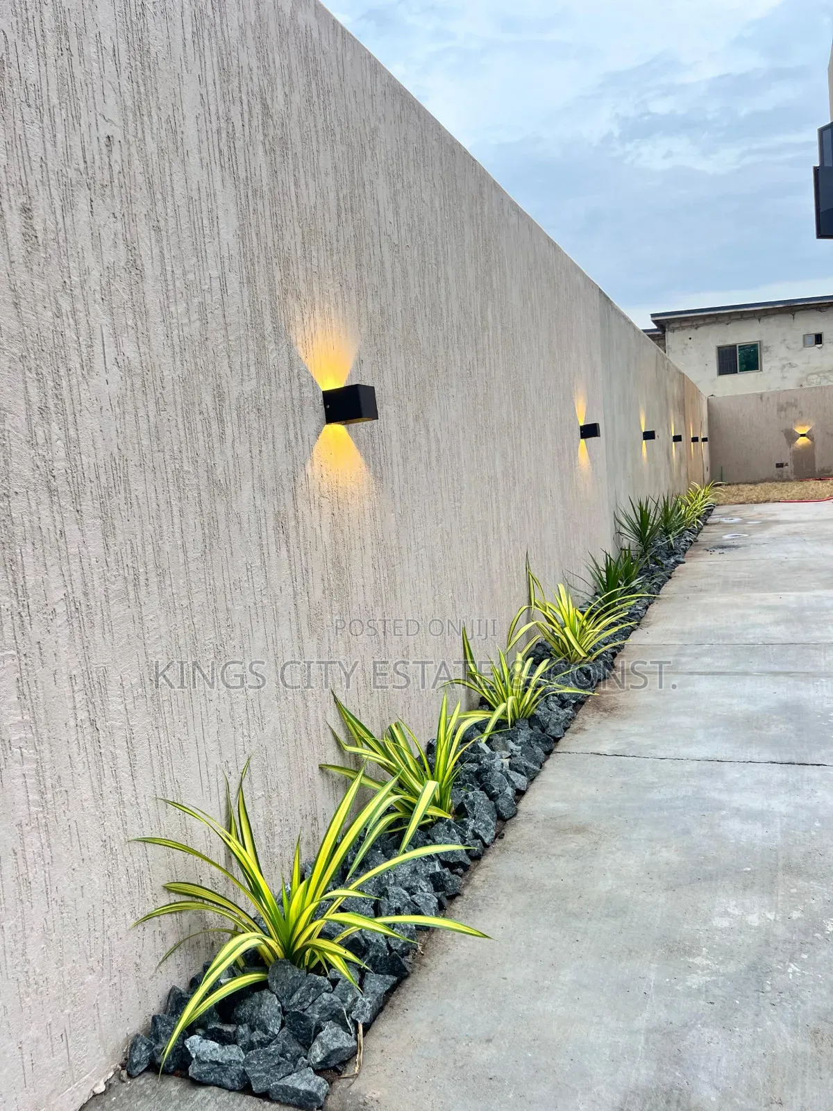 4bdrm House in Odumasi Estate, Pokuase for sale
