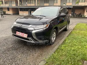 Mitsubishi Outlander 2019 Black