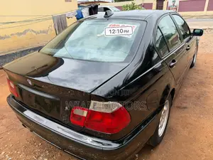 BMW 318i 2000 Black