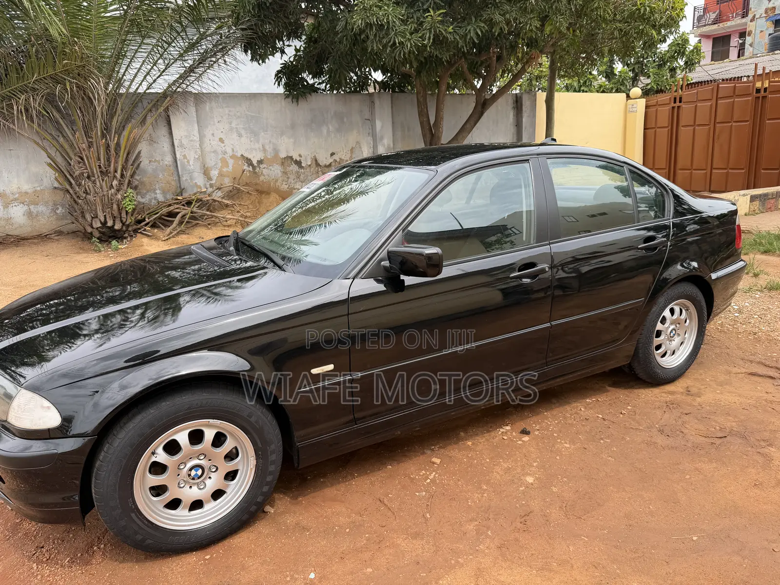 BMW 318i 2000 Black