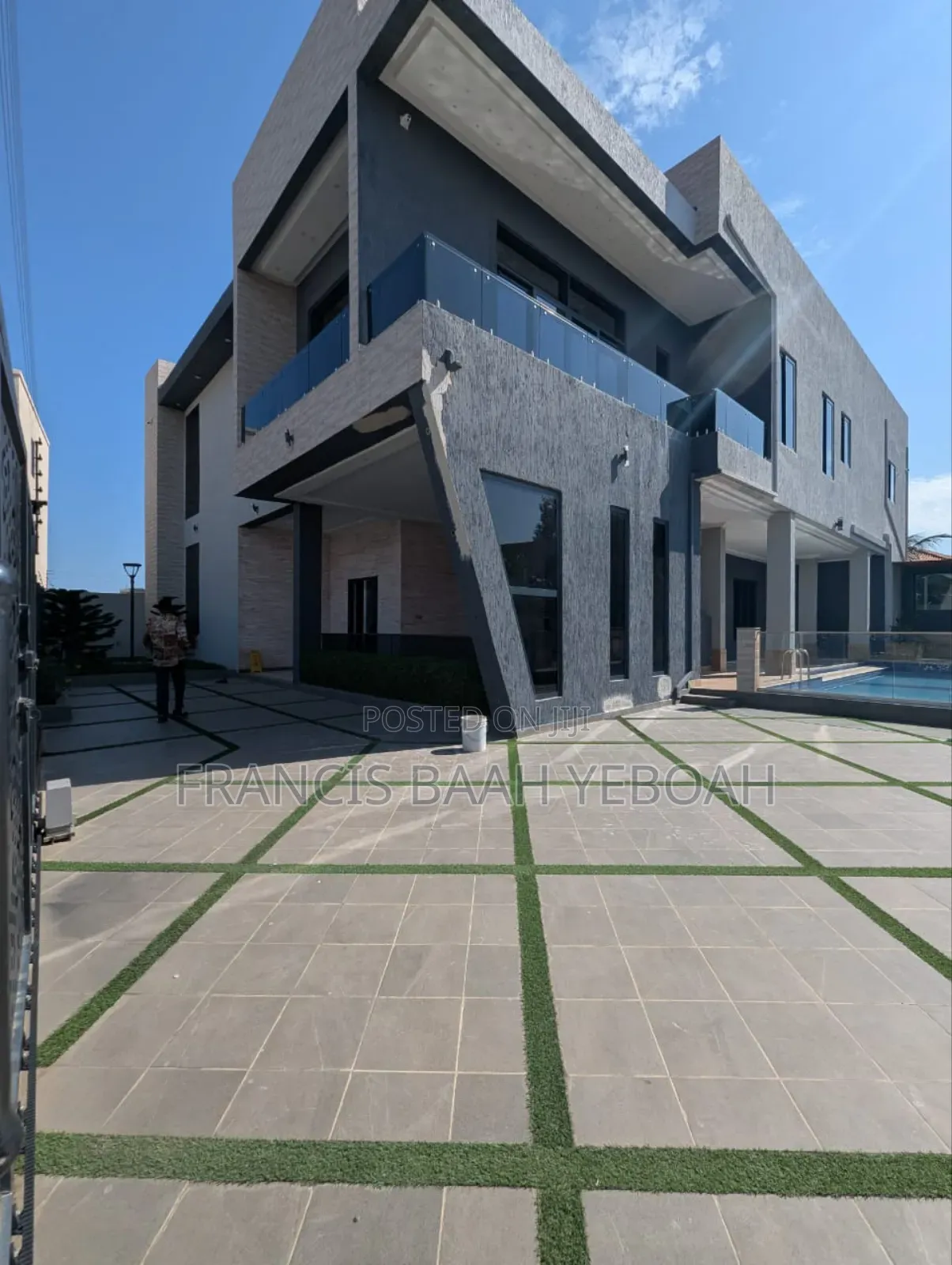 5bdrm Mansion in Shining Star Real, Accra Metropolitan for sale