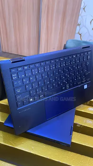 Laptop HP Elite Dragonfly x360 8th Gen 8GB Intel Core i5 SSD 256GB