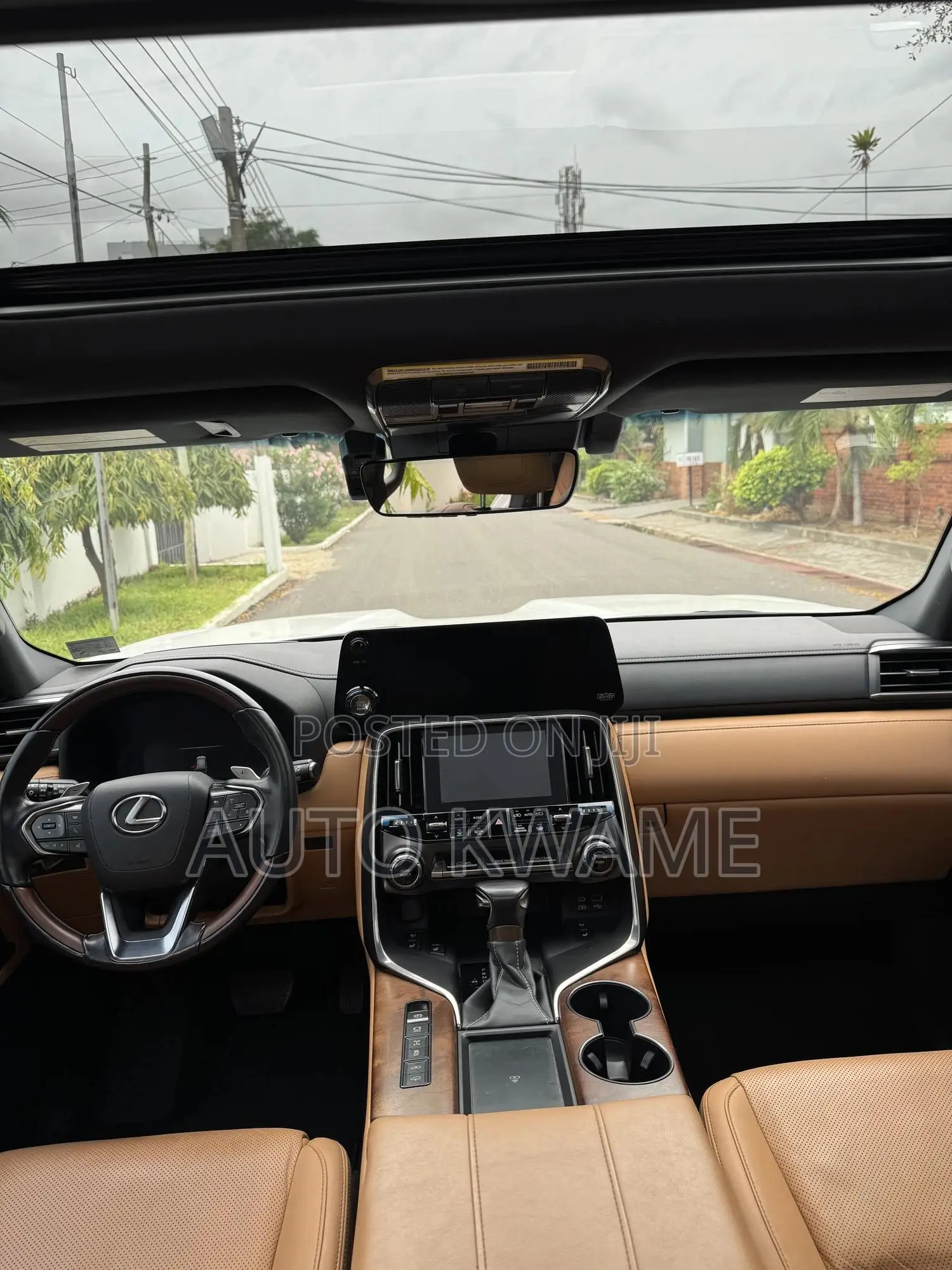 Lexus LX LX 600 2023 White