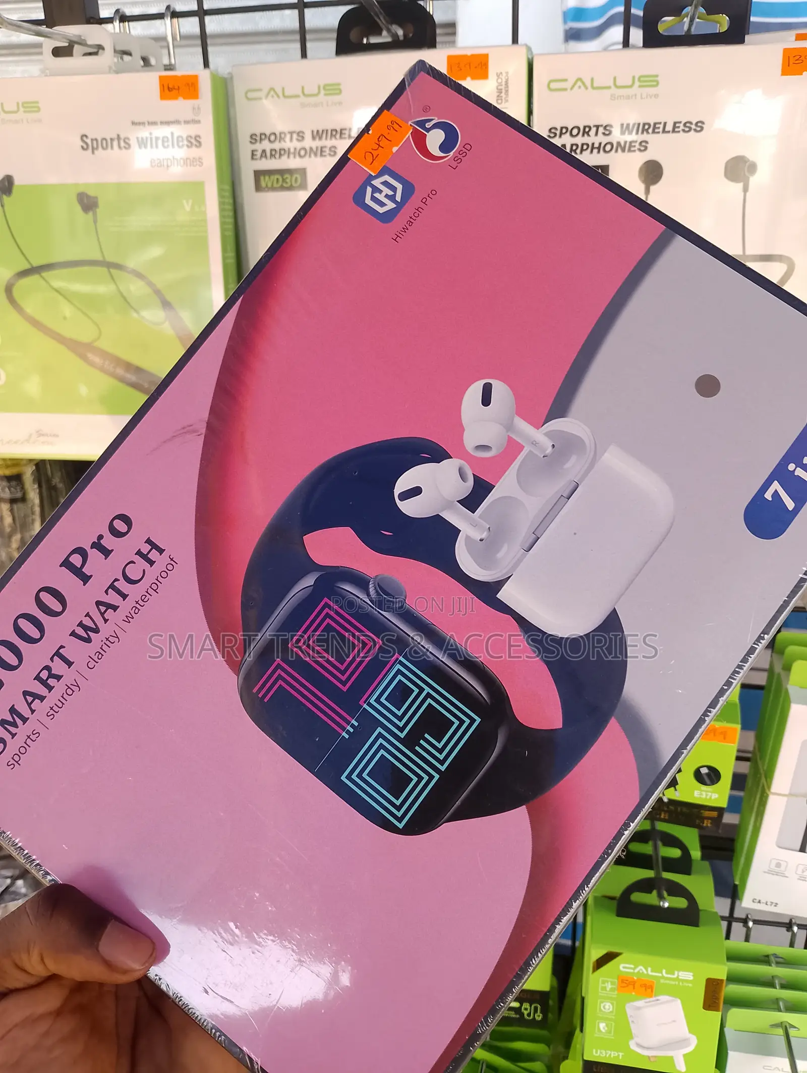 S2000 Pro 7 in 2 Smartwatch + Earpod