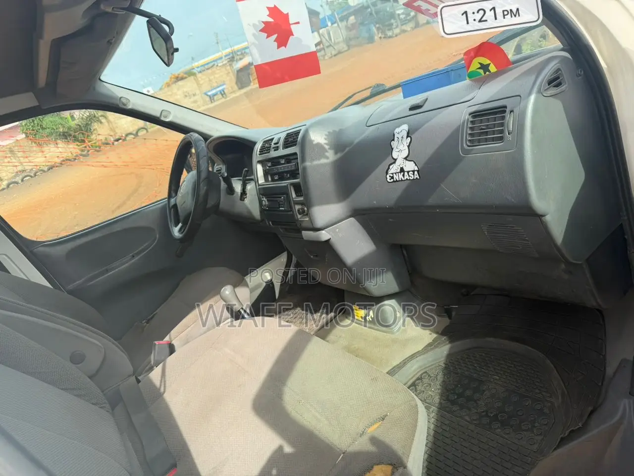 Toyota HiAce 2010 White