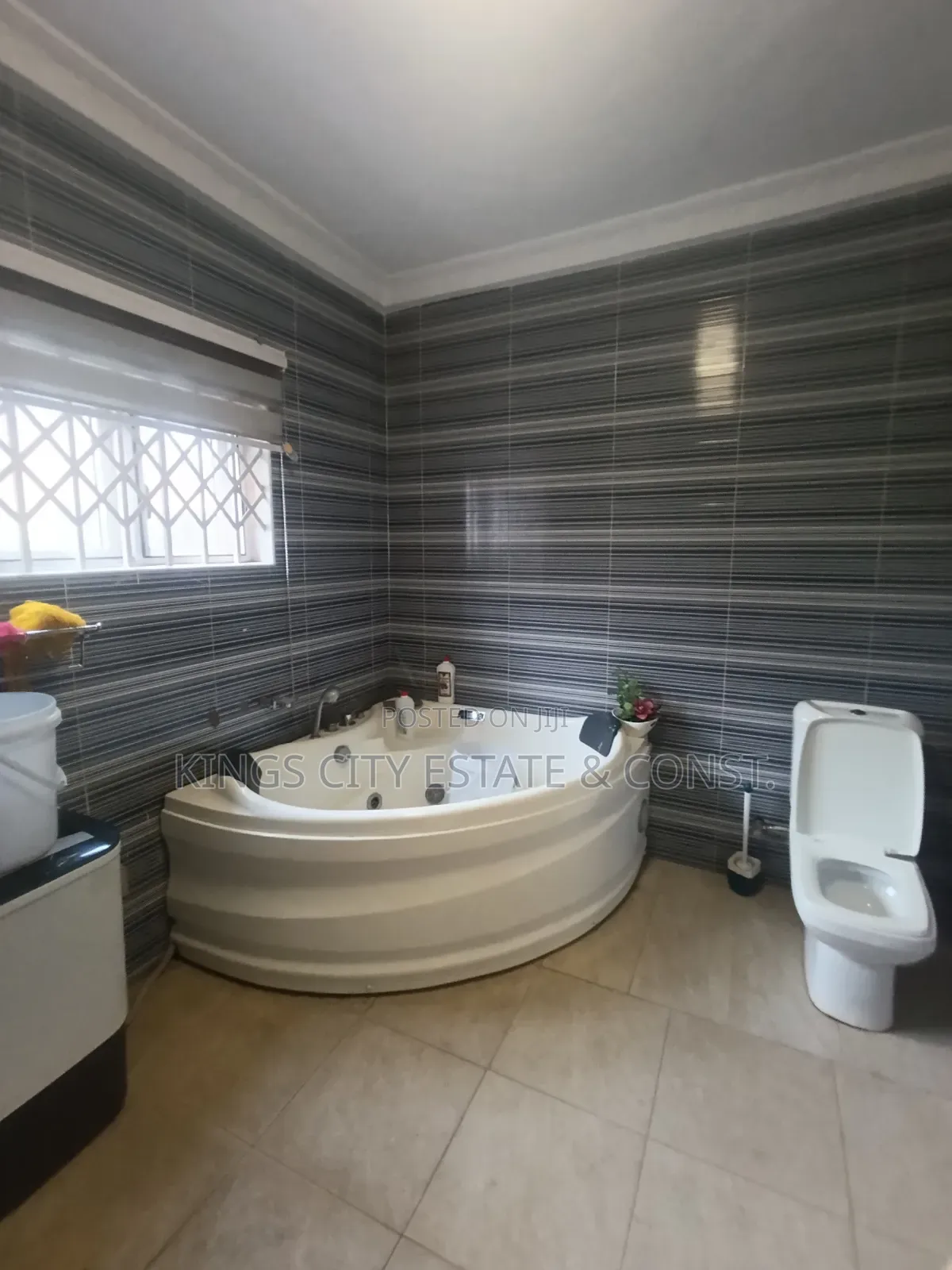 Furnished 7bdrm House in Bank-Of-Ghana, Kwabenya for sale