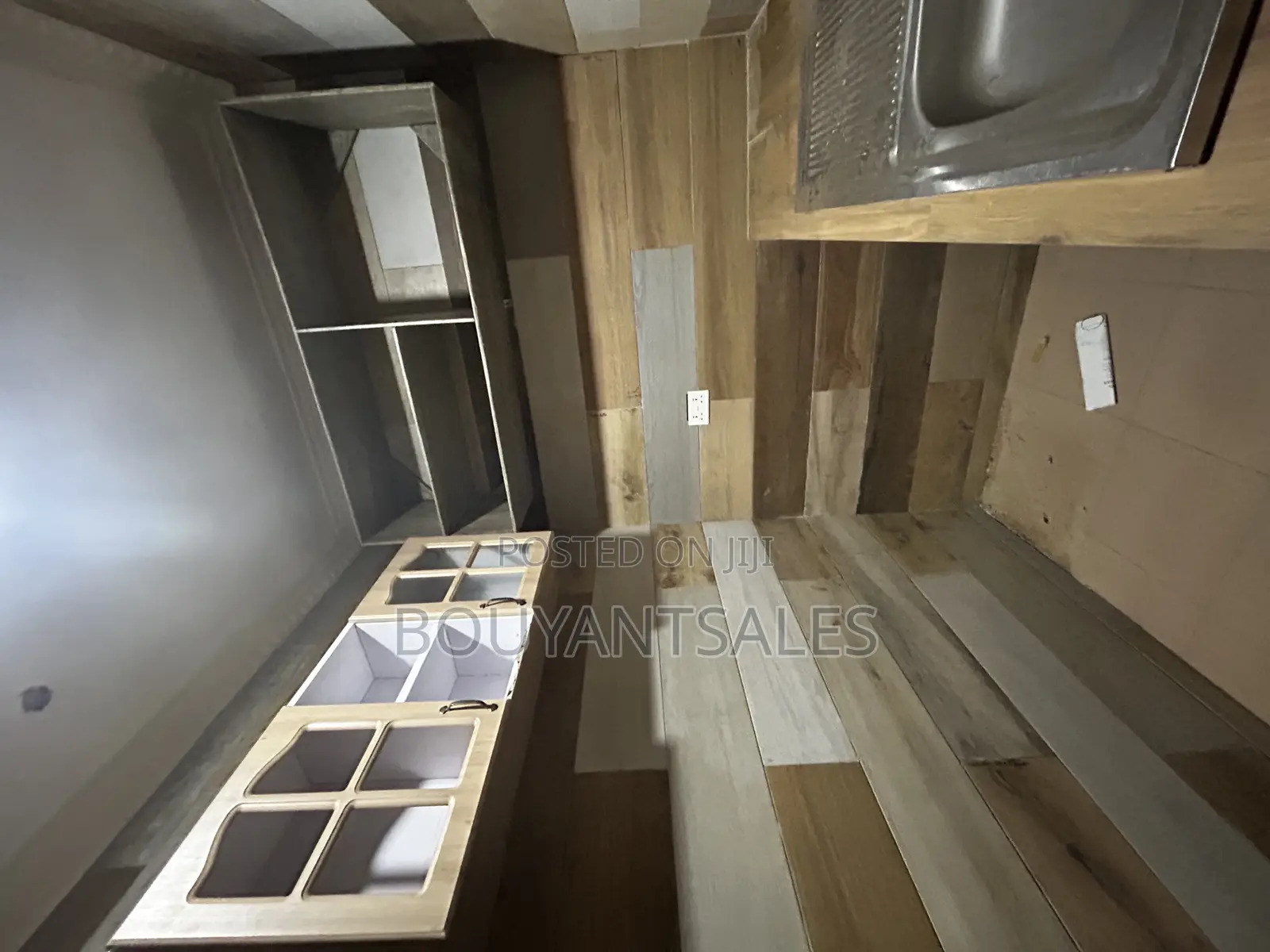 1bdrm Apartment in Old Ashongman for rent