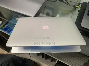 Laptop Apple MacBook Pro 2020 M1 8GB Apple M1 SSD 256GB