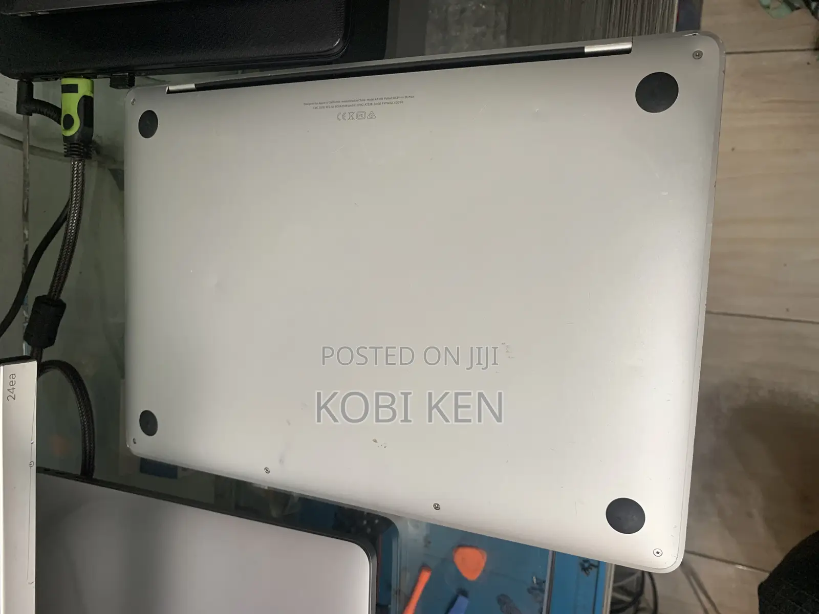 Laptop Apple MacBook Pro 2020 M1 8GB Apple M1 SSD 256GB