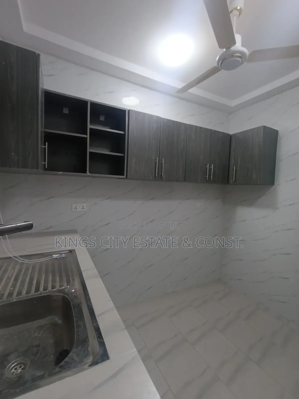 3bdrm Apartment in Katapo Read, Pokuase for rent