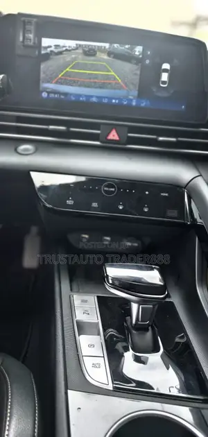 Hyundai Elantra 2021 Gray