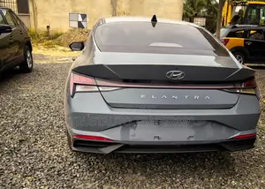 Hyundai Elantra 2021 Gray