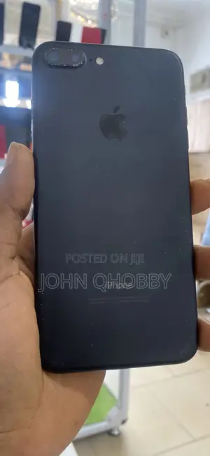 Apple iPhone 7 Plus 32 GB Black